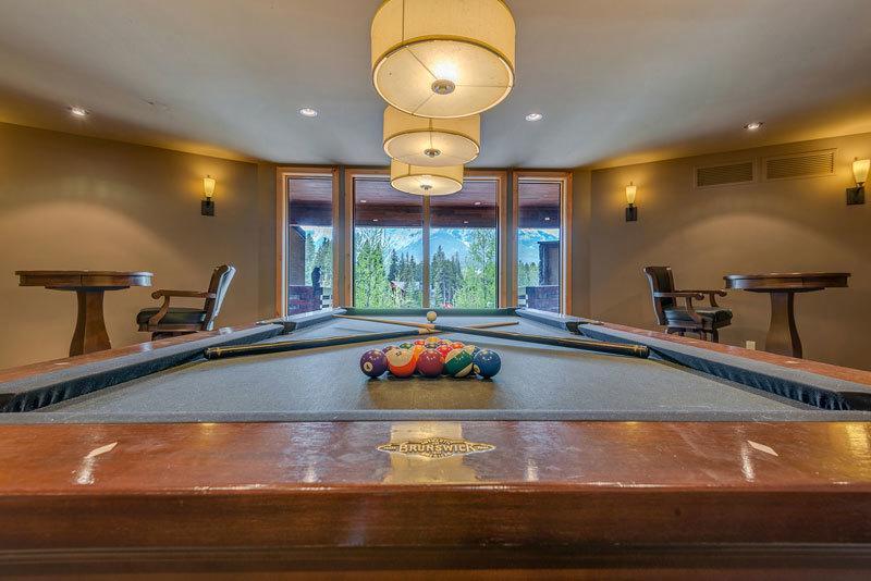 Luxury Canmore Vacations Szoba fotó